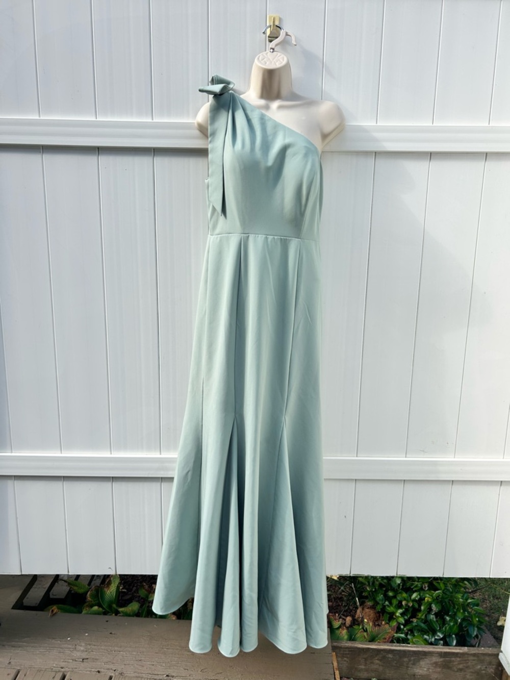 Revelry One-Shoulder Bow Formal Maxi Bridesmaid MOB MOG Dress in Sage | Size 12
